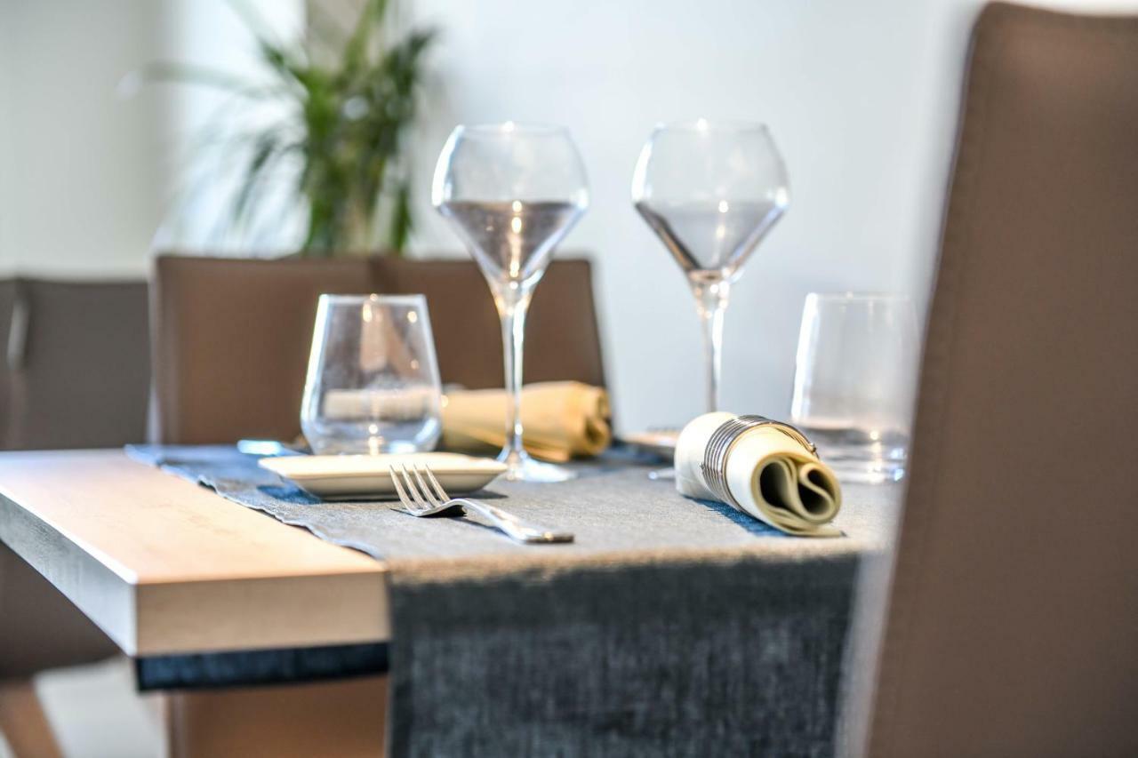 Les Vagues Hotel Restaurant بيسكاروس-بلاج المظهر الخارجي الصورة
